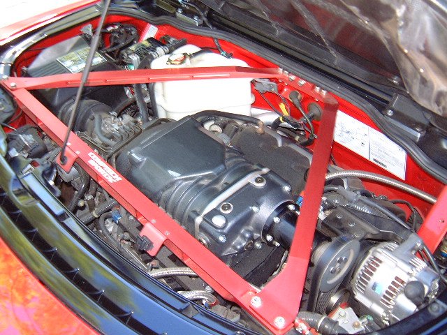 engine1.jpg (105094 bytes)